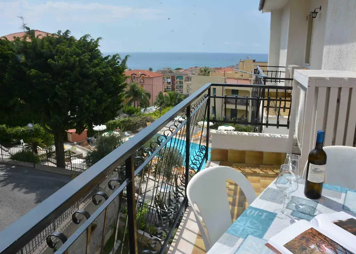 Mare Pietra Ligure