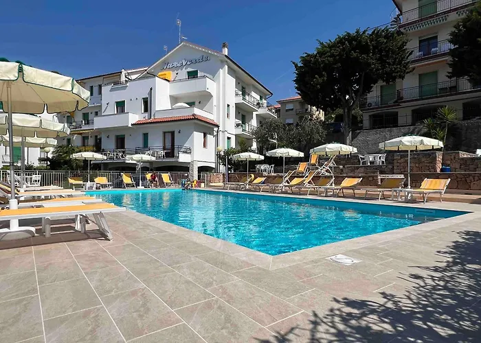 Mare 아파트호텔 3*